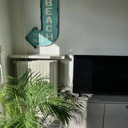 Lejlighed Gezellig Met Tuin En Vlakbij Zee Oostduinkerke
